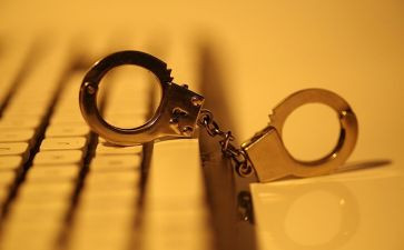 贪与腐警示教育片心得体会精选8篇