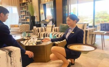 服务员工作个人心得体会5篇