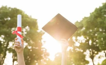 2024年高二下学期总结推荐7篇