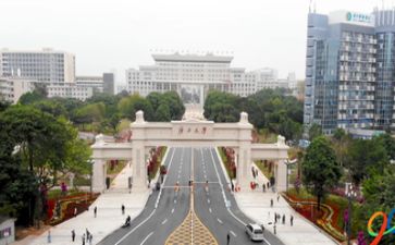 高校教师工作报告6篇