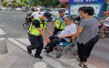 在学校的好人好事事迹材料7篇