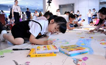 幼儿绘画班教案参考8篇