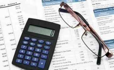 会计的年终述职报告参考7篇