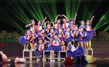 迎元旦文艺汇演活动方案7篇