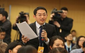 新闻记者个人年终工作总结8篇