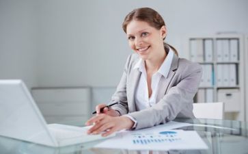 个人年度客服总结报告6篇