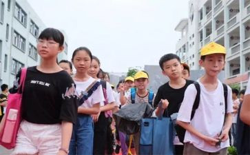 我的六年级朋友作文7篇