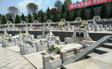 清明节祭扫烈士墓讲话稿8篇