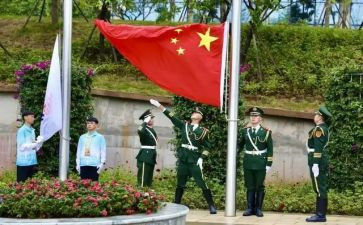 关于庆国庆的升旗讲话稿5篇