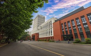 校园安全工作自查报告6篇