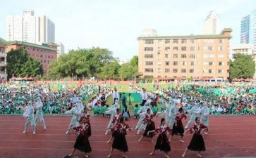 学校运动会作文参考8篇
