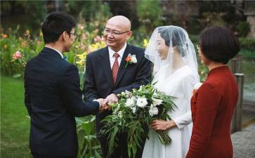婚礼证婚人致辞讲话稿6篇